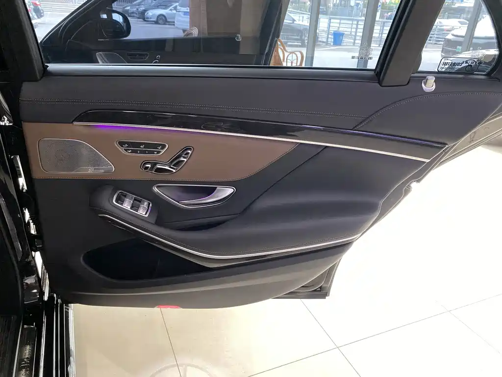Mercedes-Benz S-Class — миниатюра 15