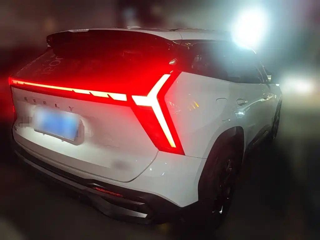 Geely Boyue L — миниатюра 4