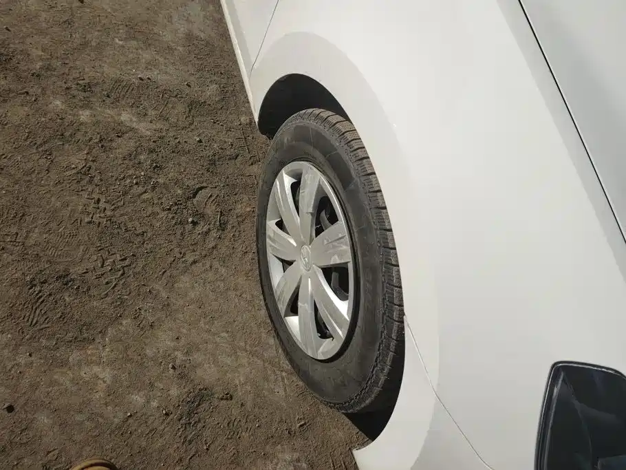 Volkswagen Jetta — миниатюра 6
