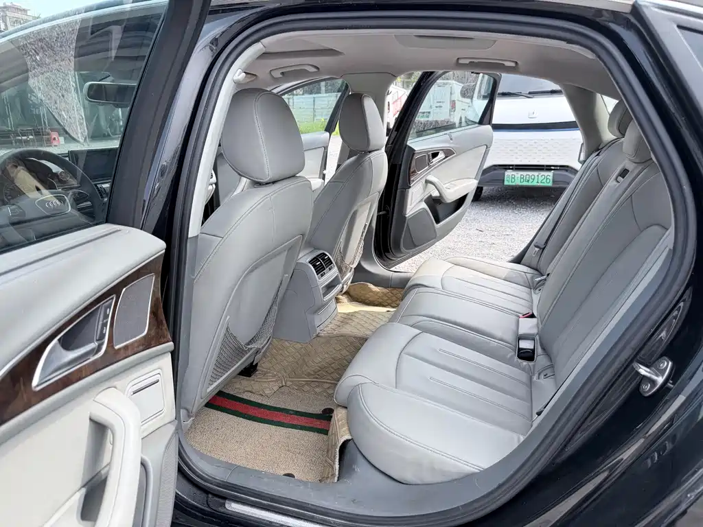 Audi A6L — миниатюра 12