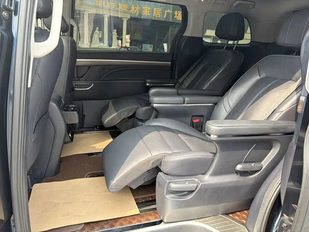 GAC Motor Trumpchi M8 — миниатюра 5
