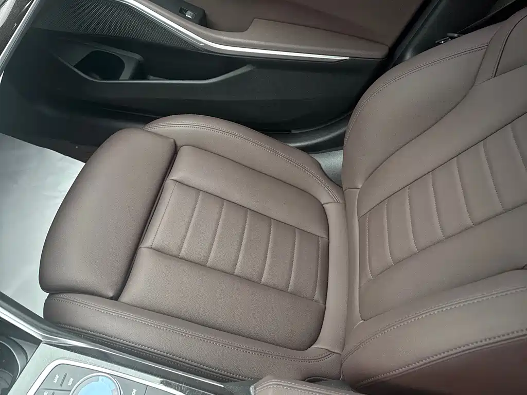 BMW 3 Series — миниатюра 9