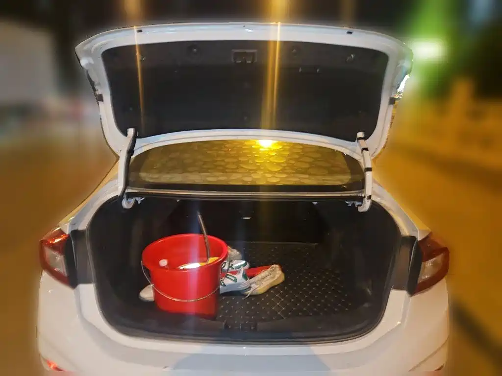 Chevrolet Cruze — миниатюра 15