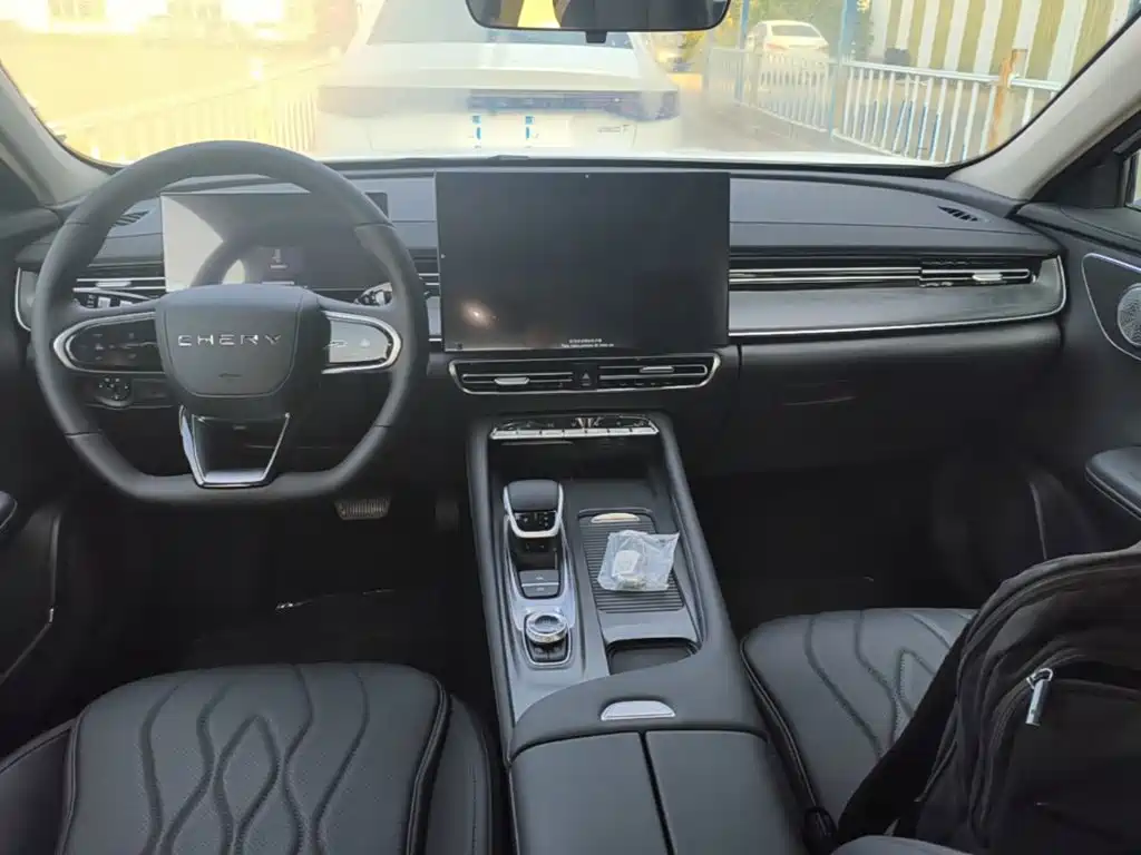 Chery Arrizo 8 PRO — миниатюра 10