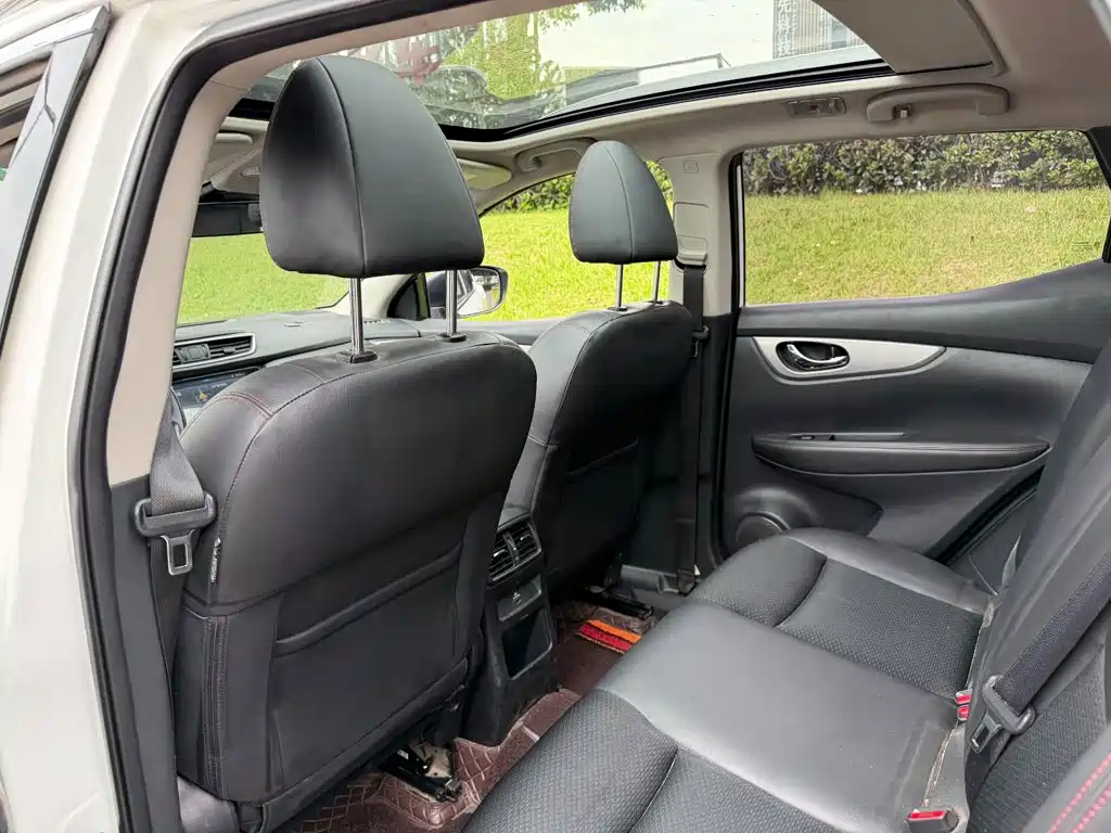 Nissan Qashqai — миниатюра 11