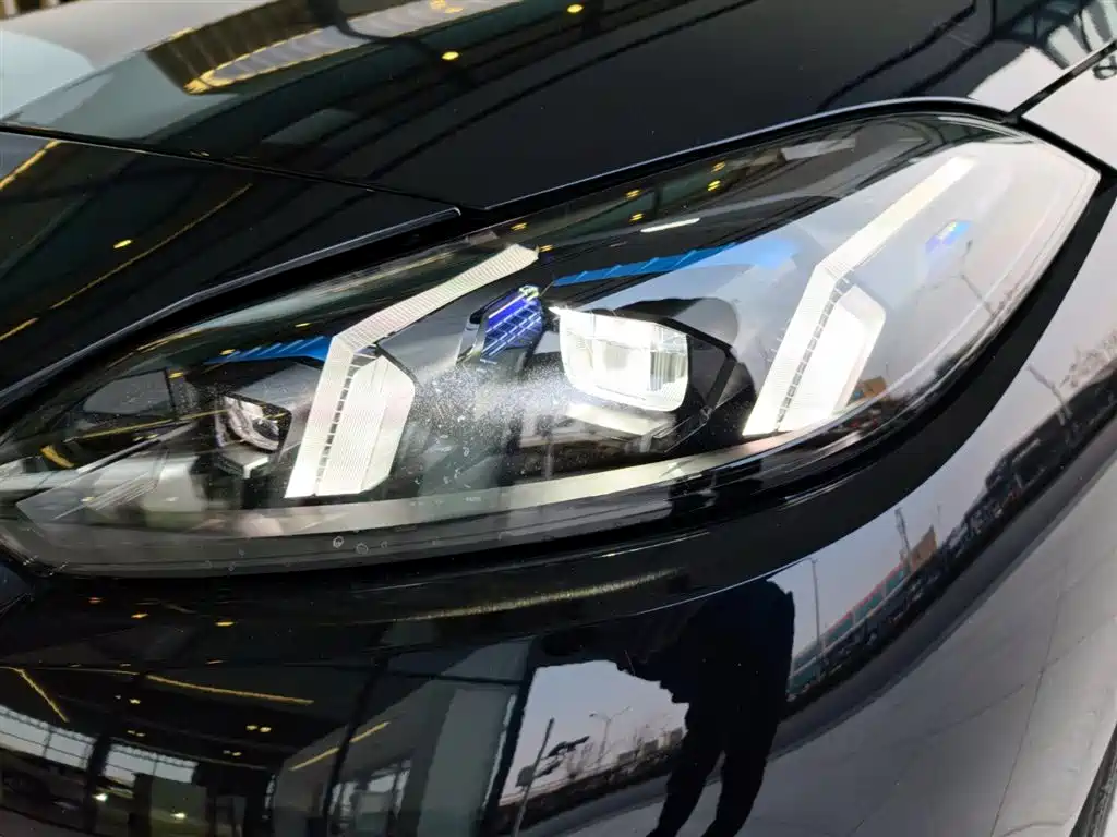 Заказать BMW 2 Series 2026 года за 4 428 457 ₽  из Китая