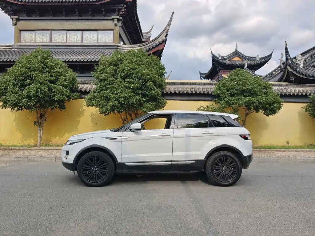 Land Rover Evoque (Import) — миниатюра 3