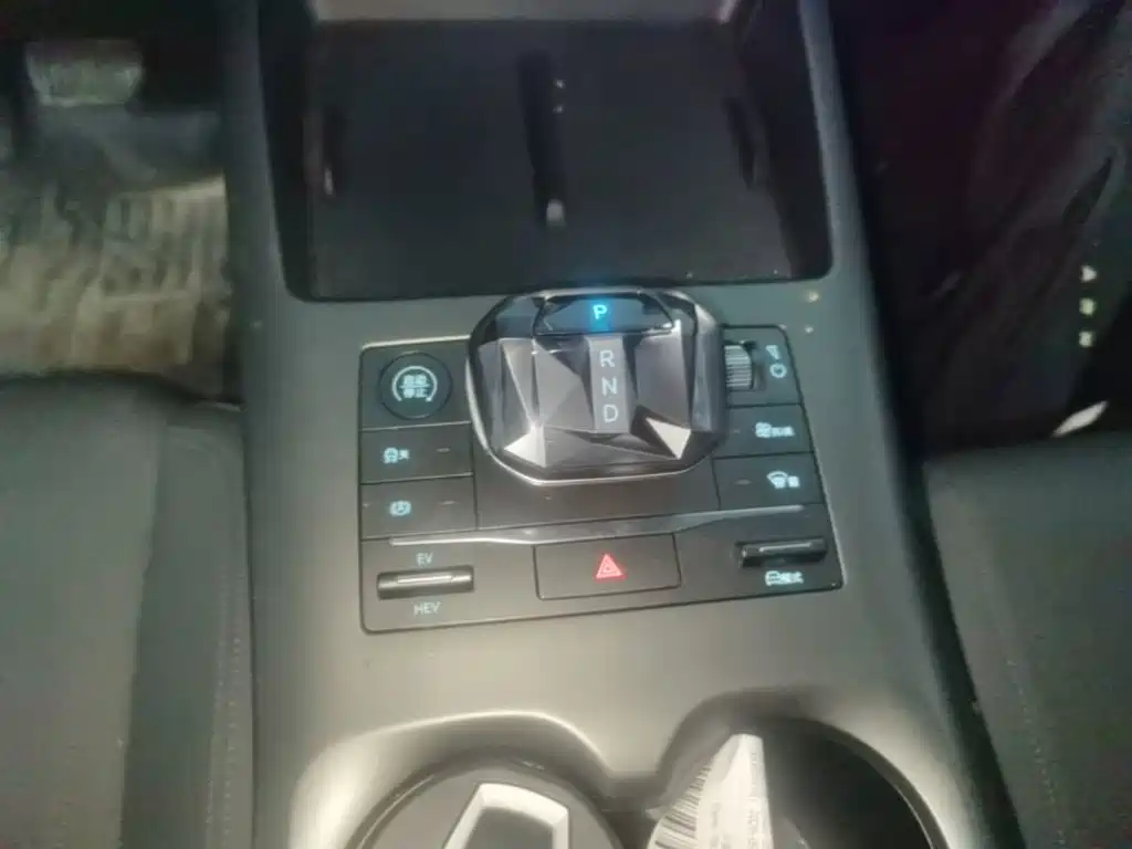 BYD Qin PLUS — миниатюра 14