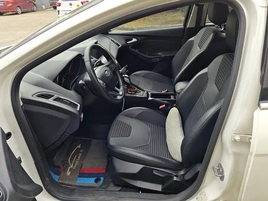Ford Focus — миниатюра 9