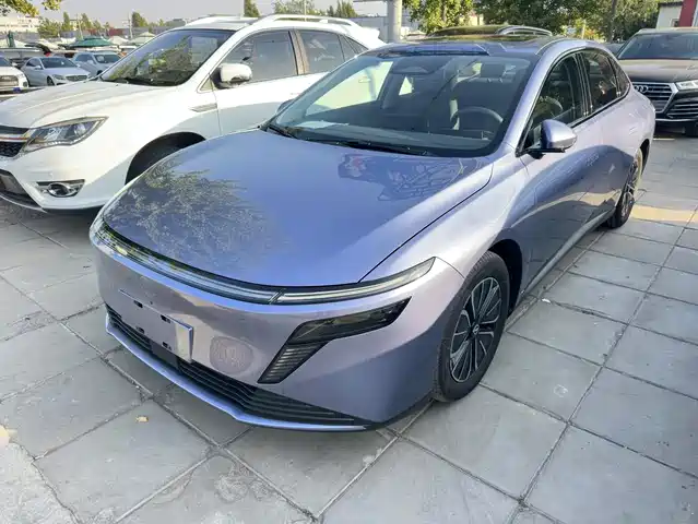 Nissan N6