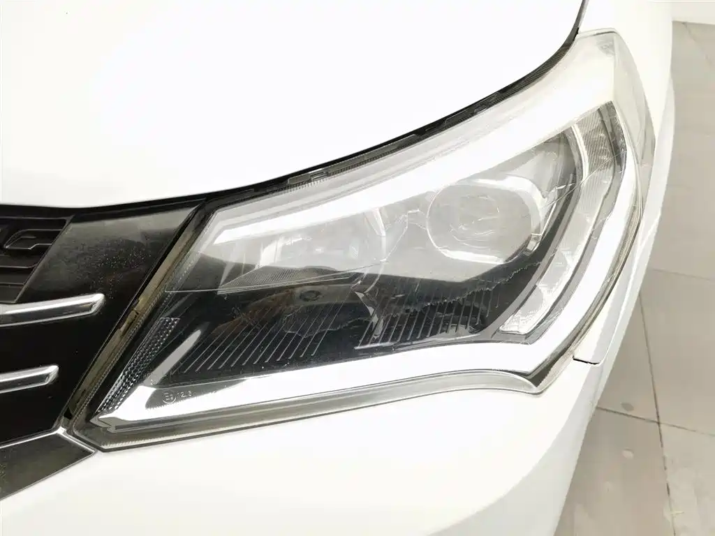 Geely Jingang 2016 1.5L MT Elite