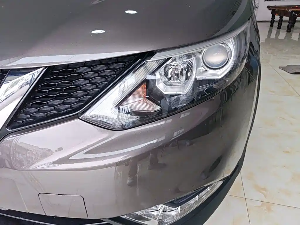 Nissan Qashqai — миниатюра 24