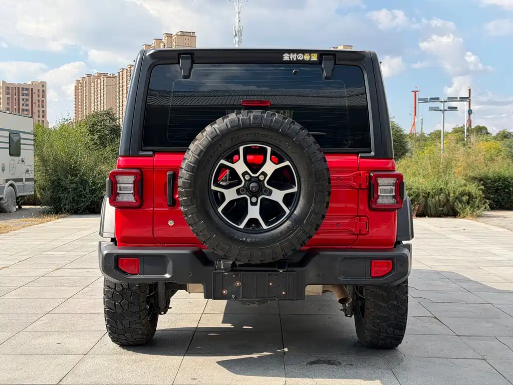 Jeep Wrangler — миниатюра 8