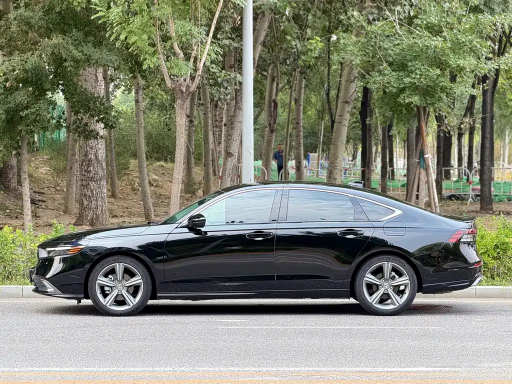 Honda Accord — миниатюра 3