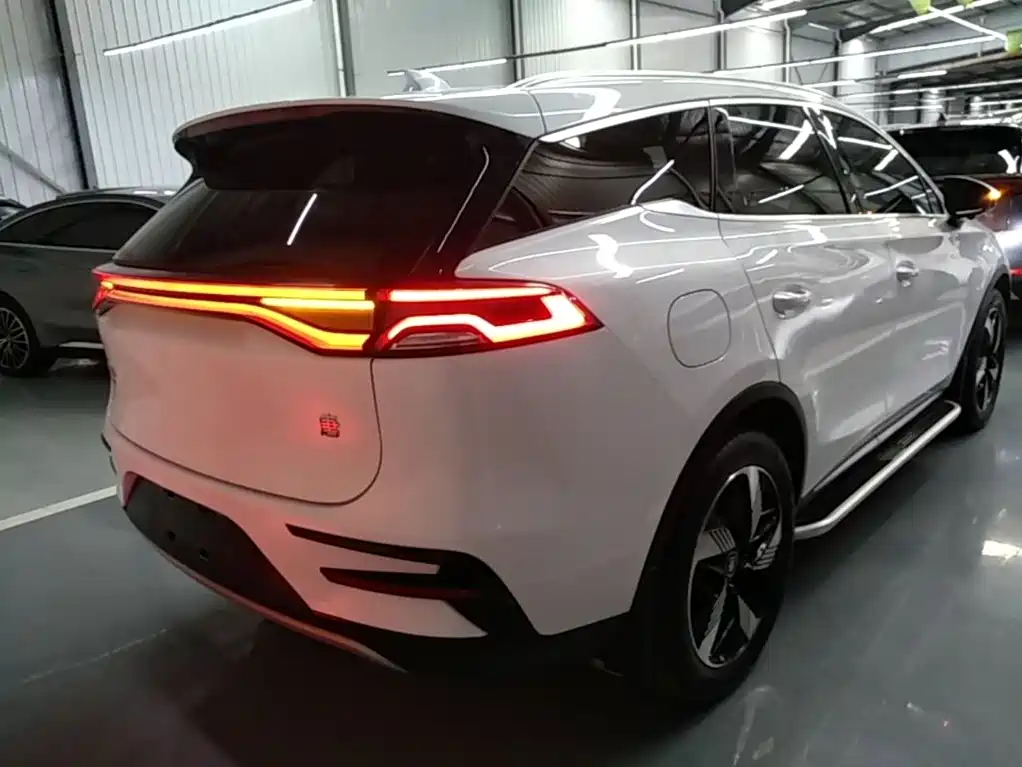 BYD Tang New Energy — миниатюра 6