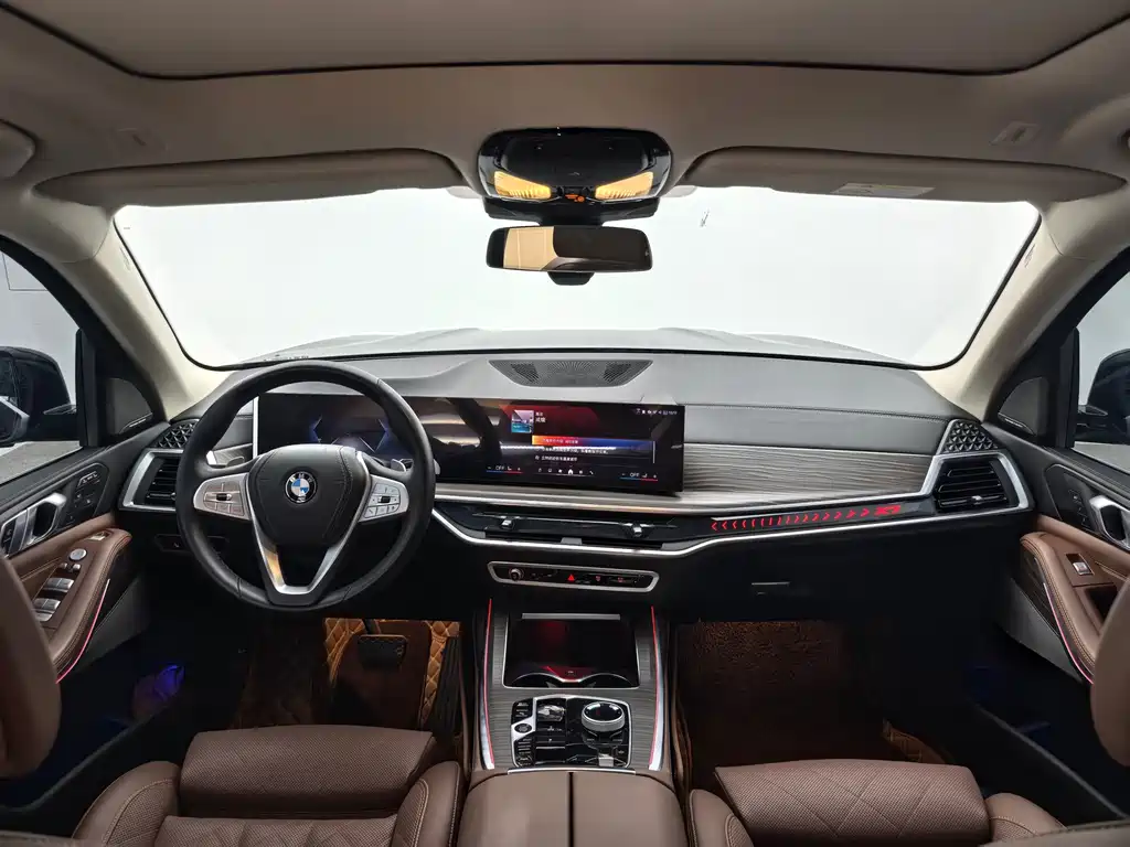 BMW X7 — миниатюра 7