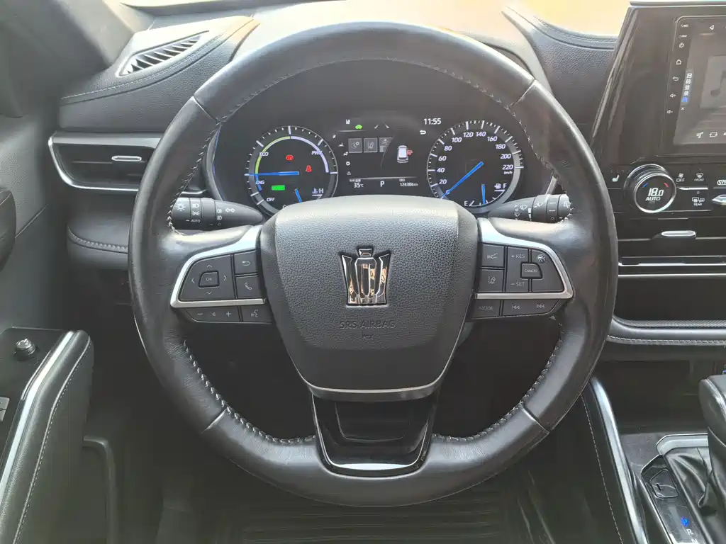 Toyota Crown Kluger — миниатюра 16