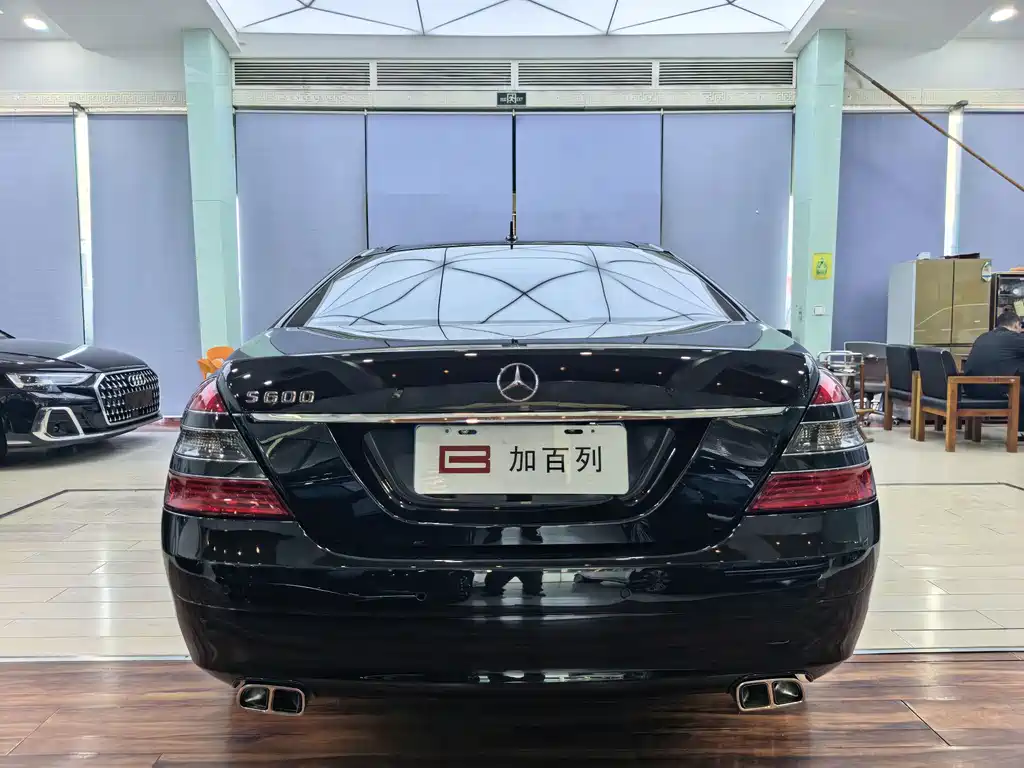 Mercedes-Benz S-Class — миниатюра 17