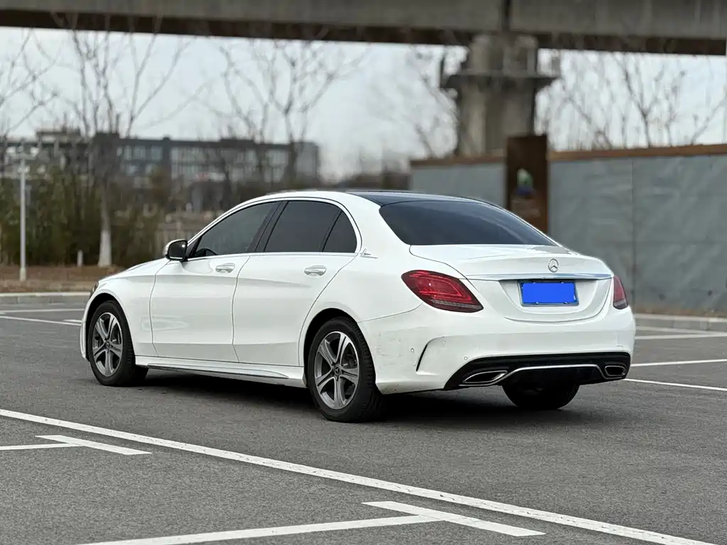 MERCEDES-BENZ C CLASS