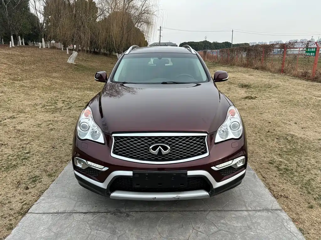 INFINITI QX50