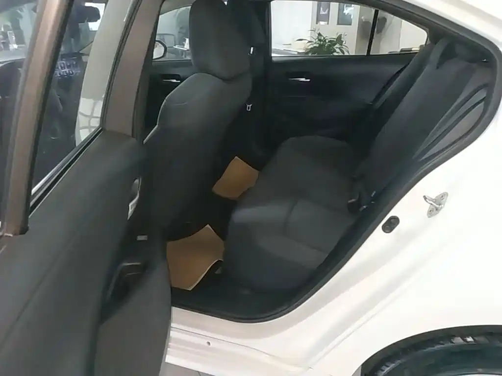 Toyota Corolla — миниатюра 17