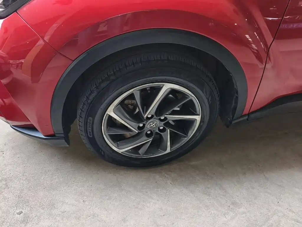 Toyota C-HR — миниатюра 23