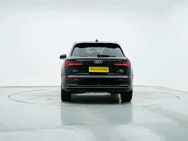 Audi Q5L — миниатюра 4