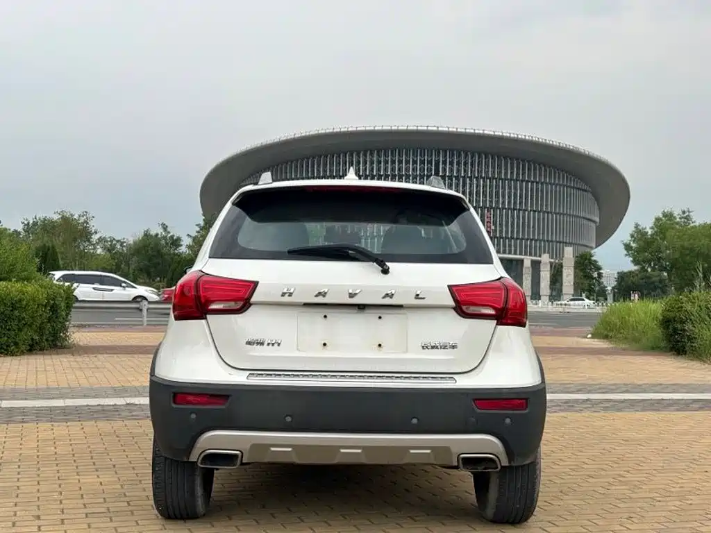 Haval H1 2016 1.5L AMT Luxury