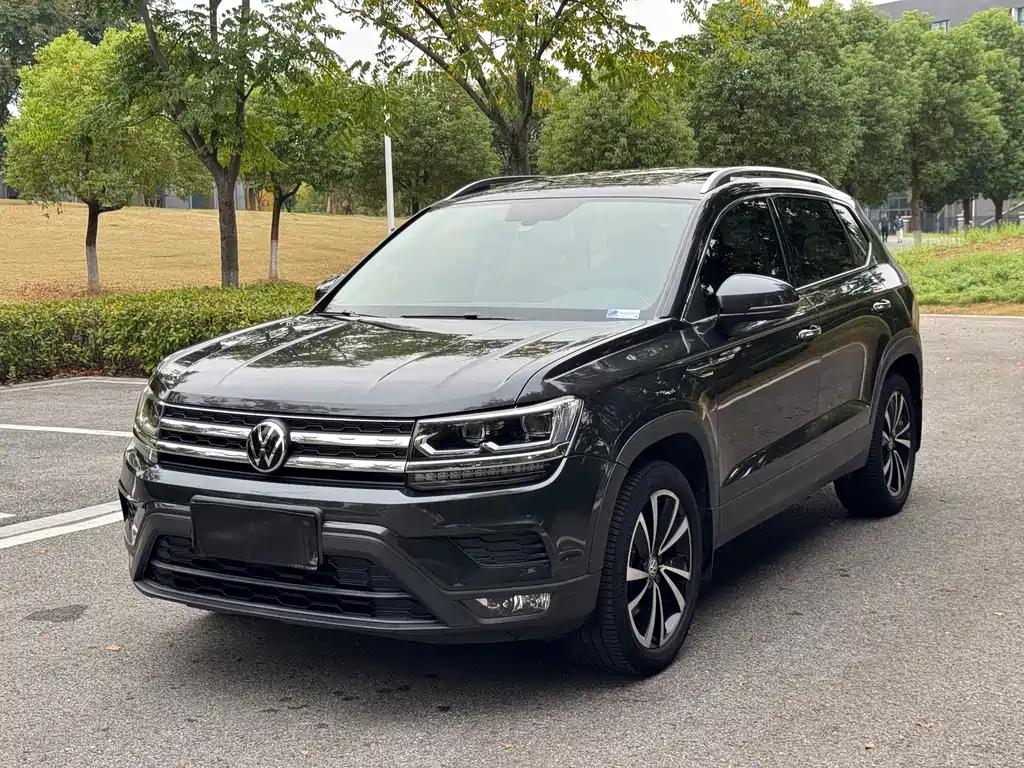Volkswagen Tharu