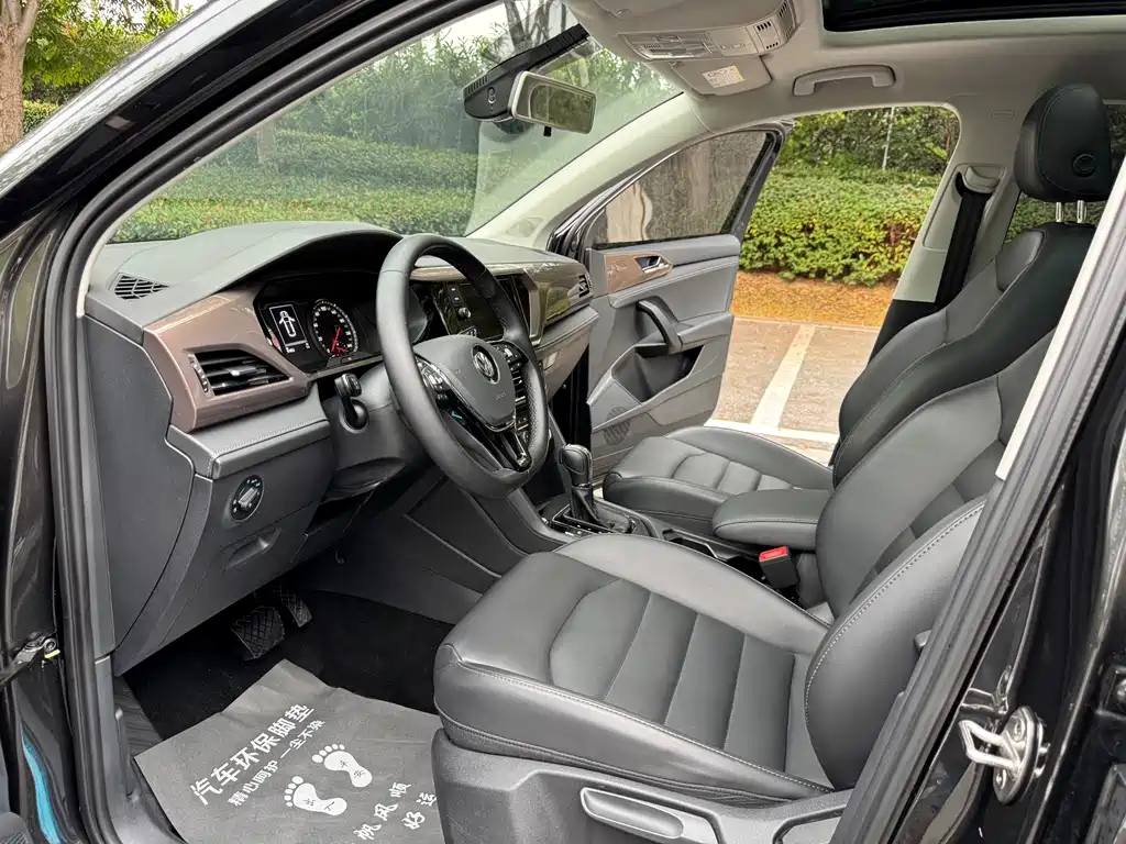 Volkswagen Tharu — миниатюра 10