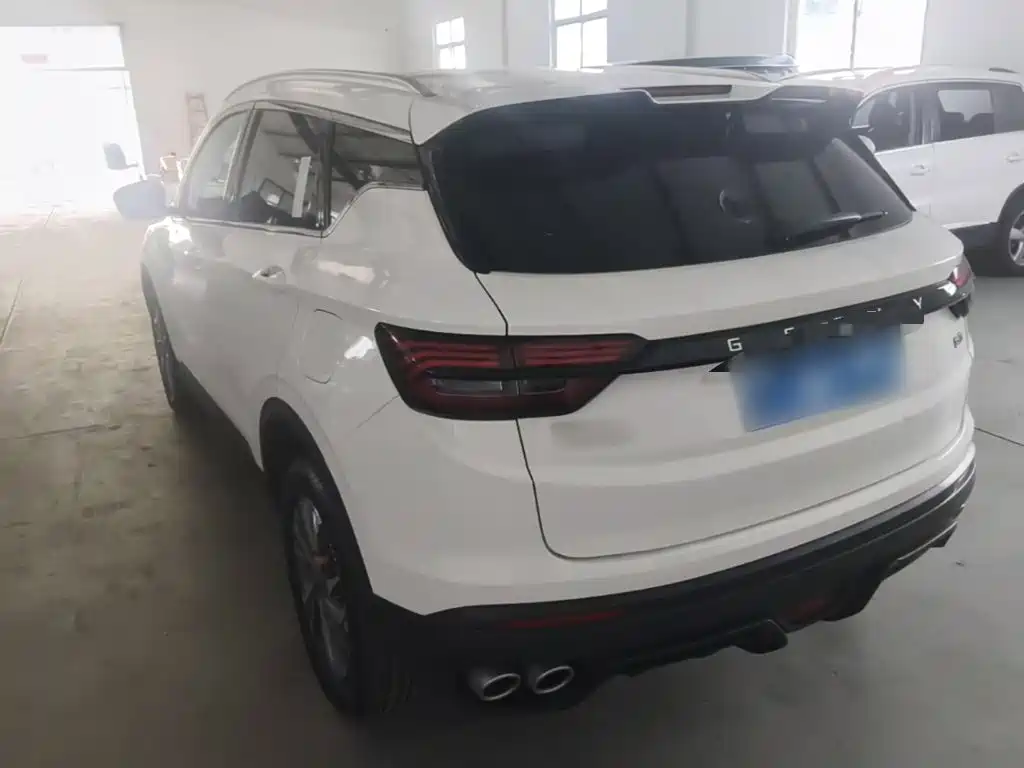Geely Binyue — миниатюра 5