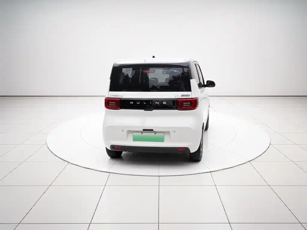 Wuling MINIEV — миниатюра 3