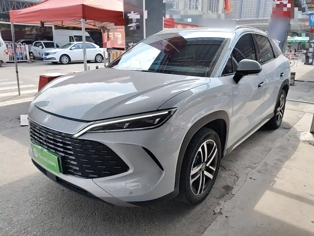 BYD L DM-i — миниатюра 2