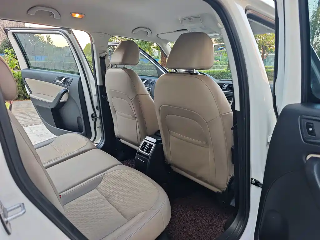 Skoda Yeti — миниатюра 12