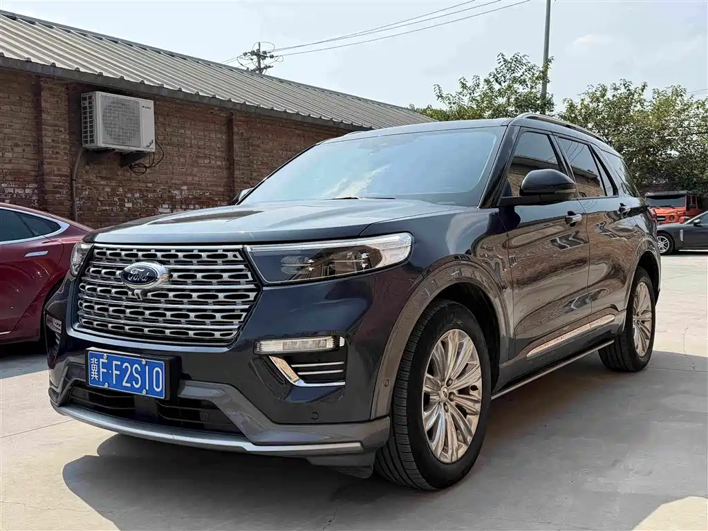 Ford Explorer