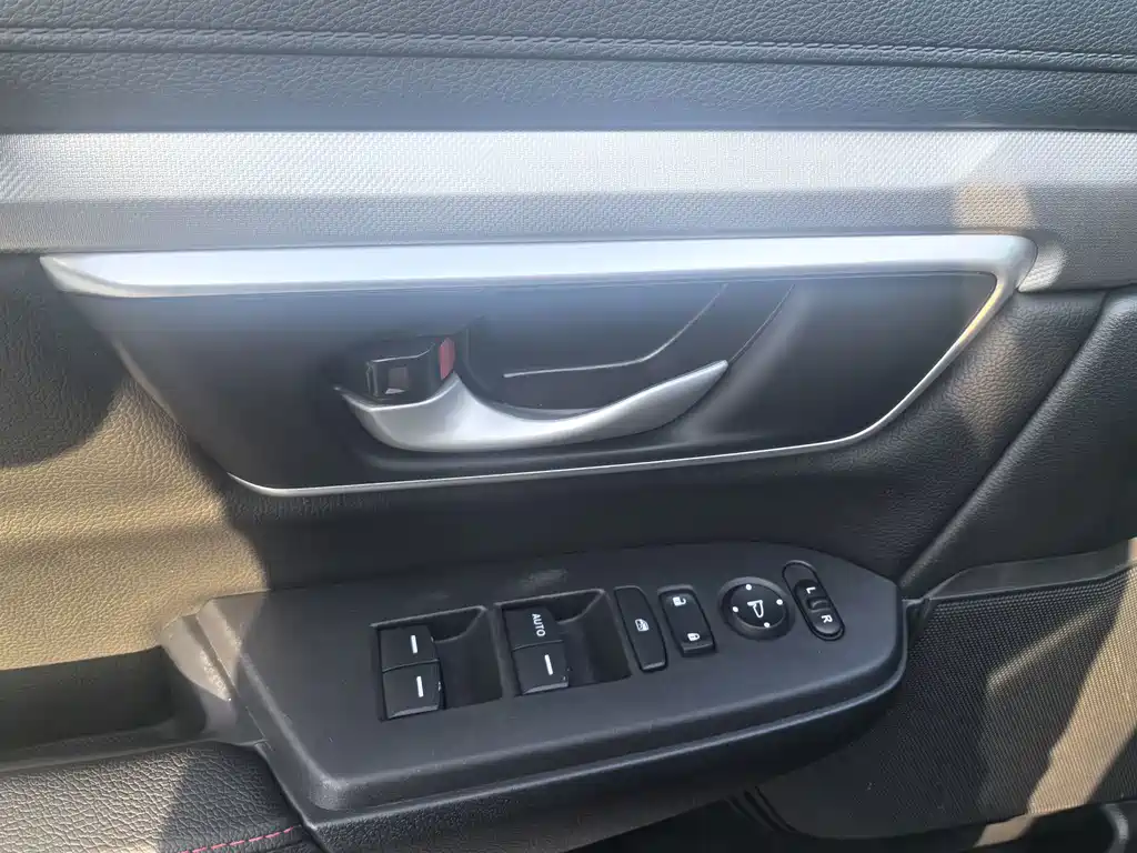 Honda CR-V — миниатюра 27