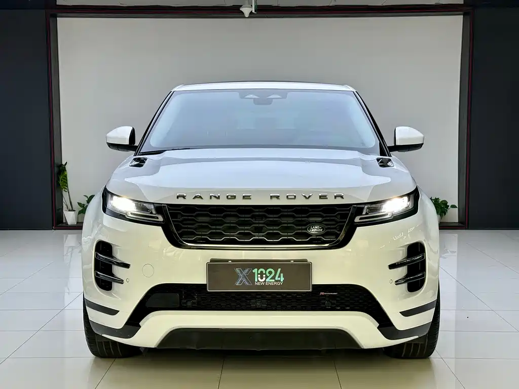 Land Rover Range Rover Evoque 2023 L P300e
