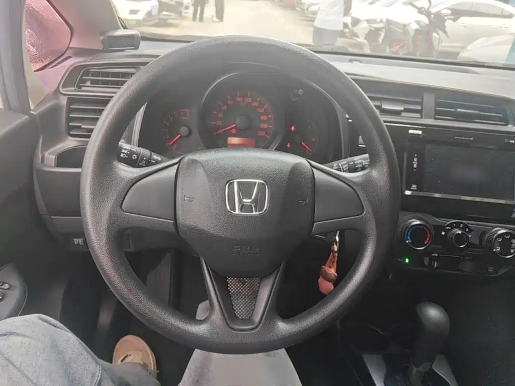 Honda Fit — миниатюра 11