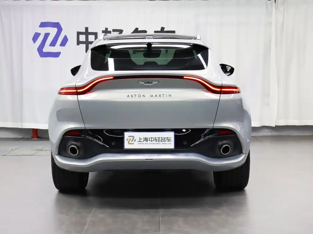 Aston Martin DBX — миниатюра 4