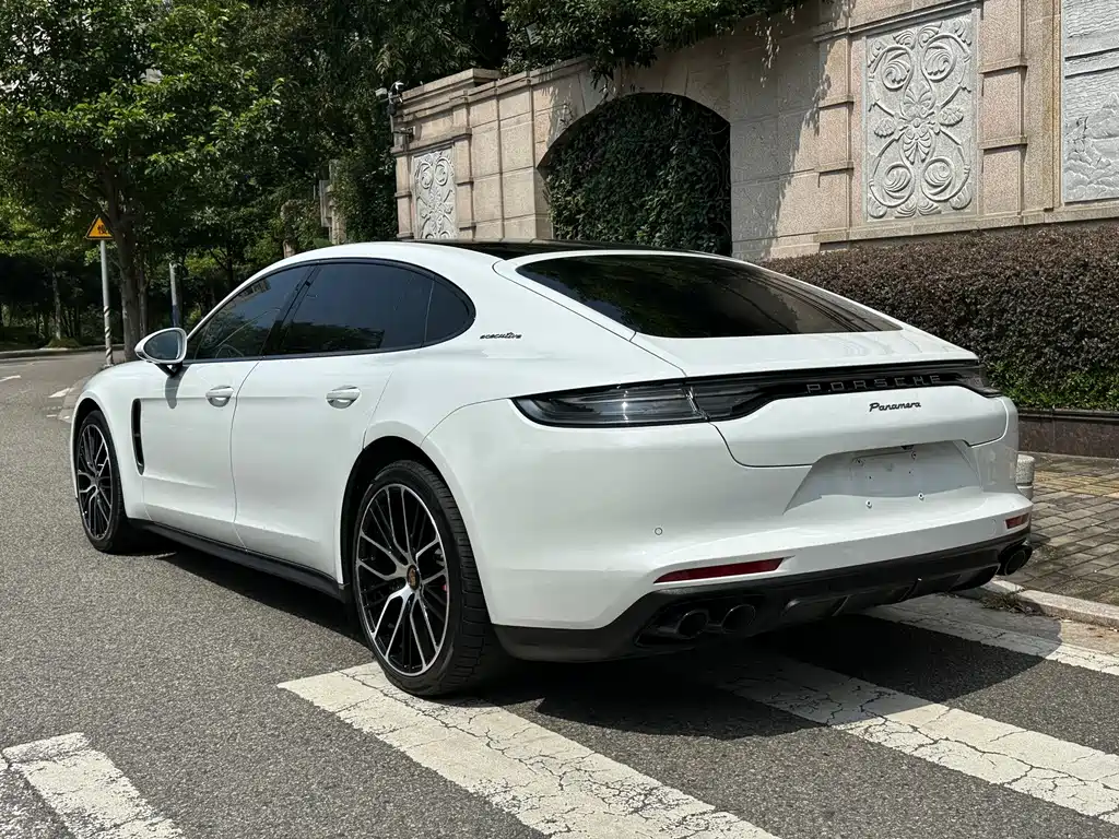 Porsche Panamera — миниатюра 17