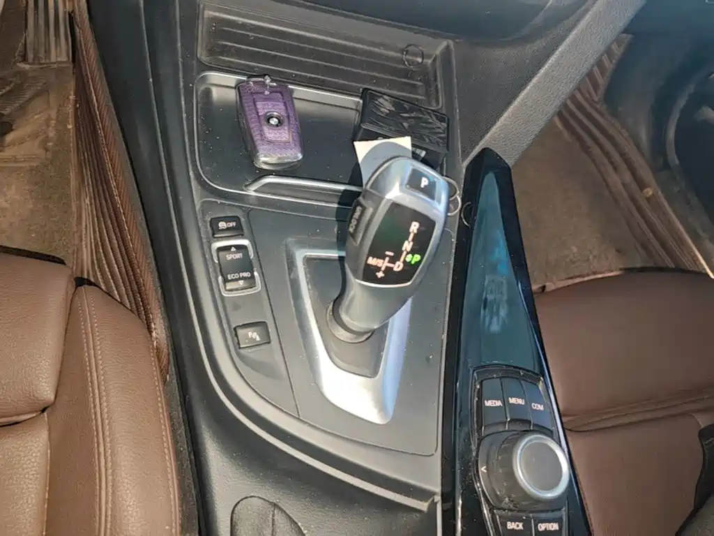 BMW 3 Series — миниатюра 14