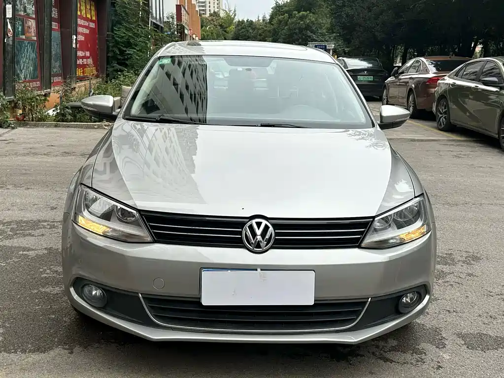 Volkswagen Sagitar — миниатюра 2