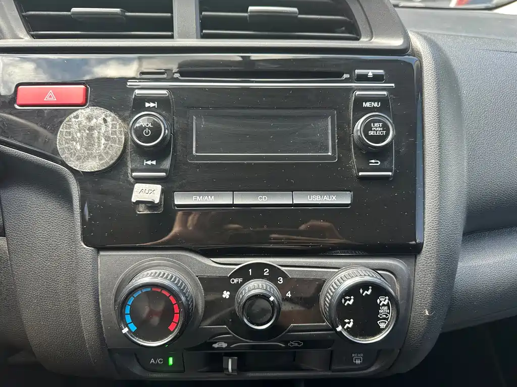Honda Fit — миниатюра 20