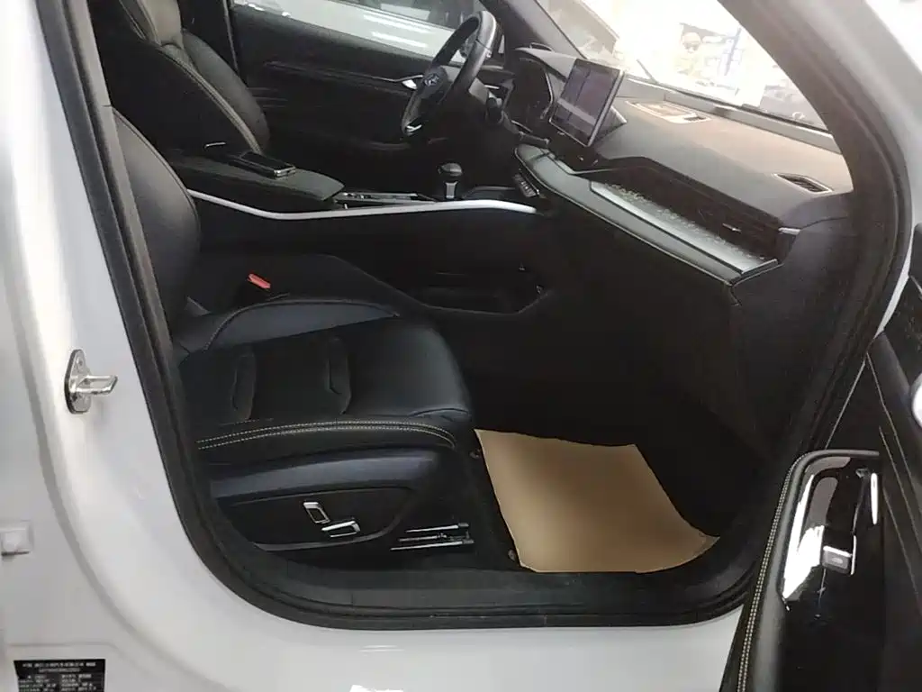 Geely Xingrui — миниатюра 25