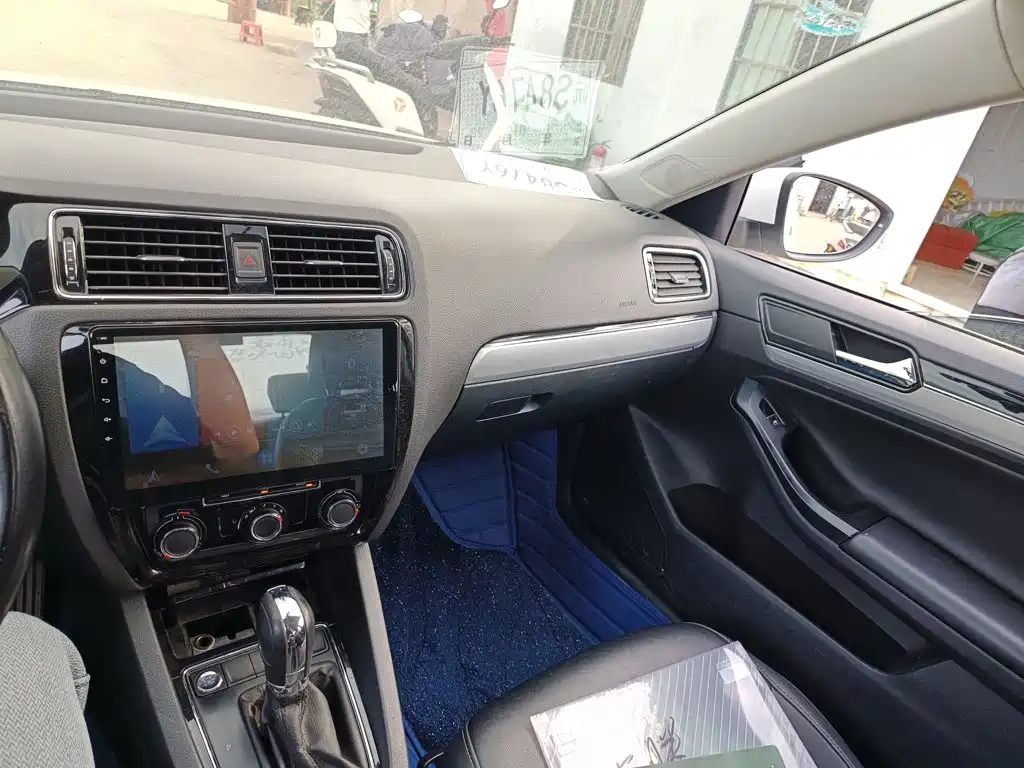 Volkswagen Sagitar — миниатюра 9