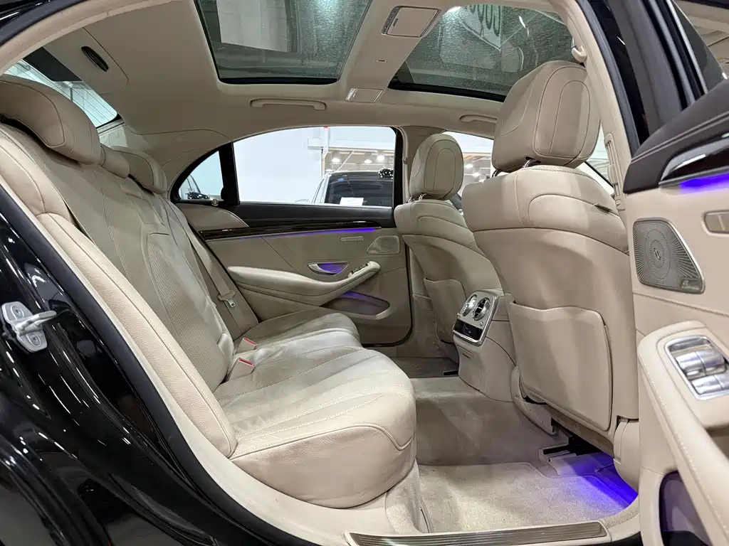 Mercedes-Benz S-Class — миниатюра 13