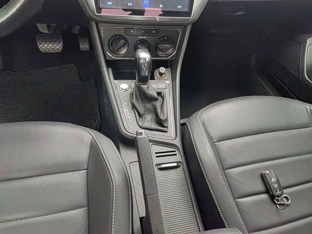 Volkswagen Lavida — миниатюра 14