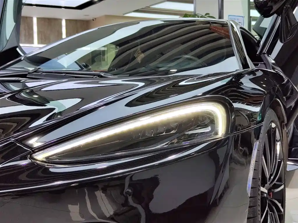 McLaren GT — фотографии объявления, Фото 11