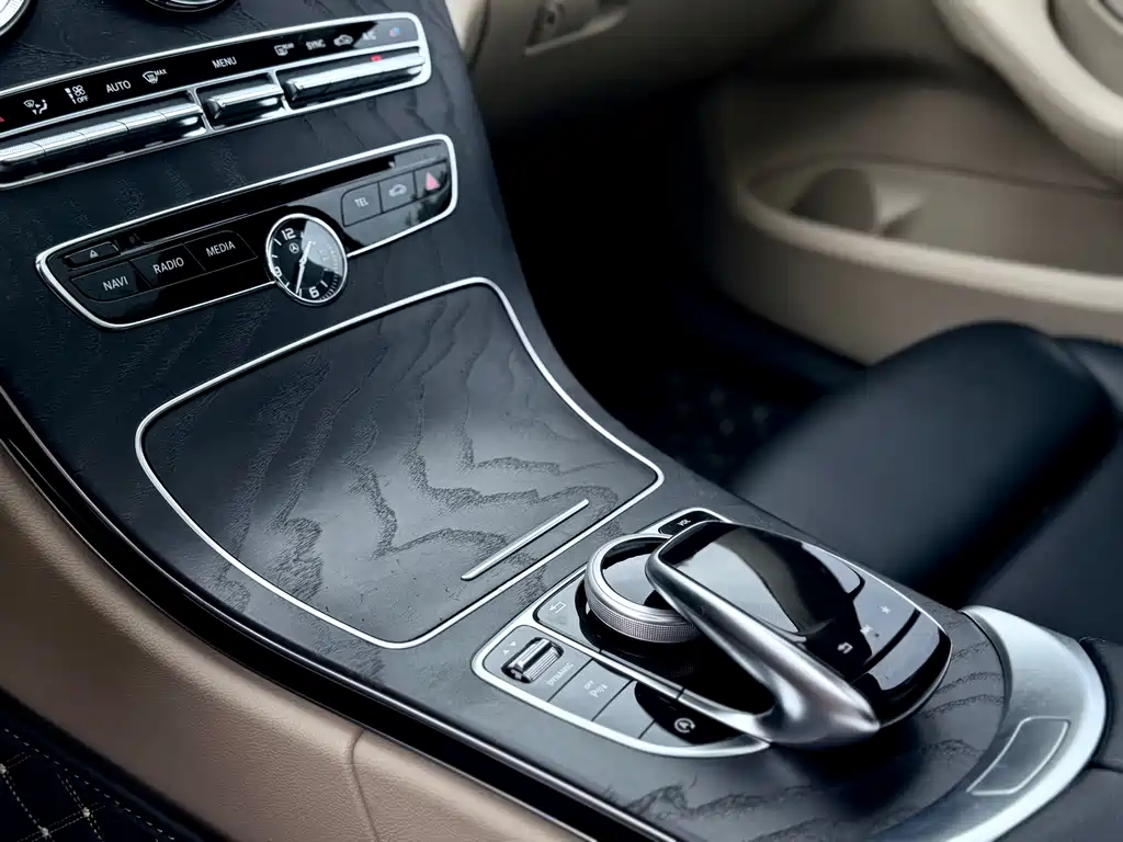 Mercedes-Benz C-Class — миниатюра 15