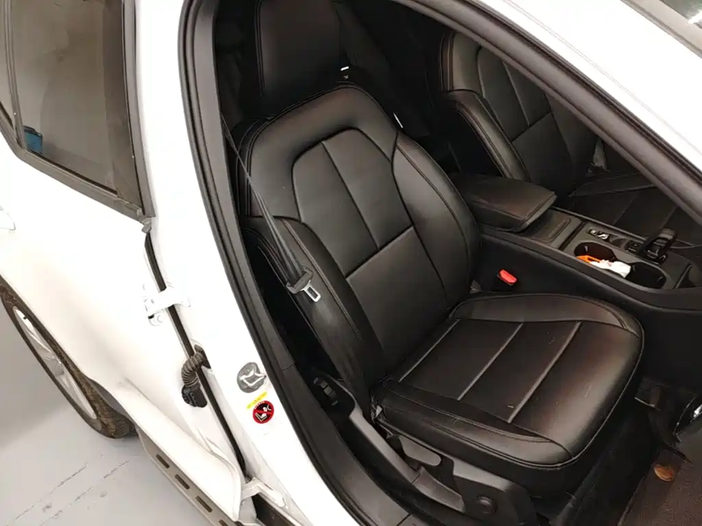Volvo XC40 — миниатюра 25